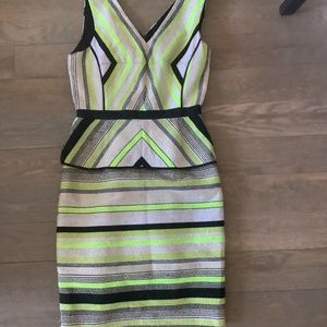 Tahari Size 4 dress